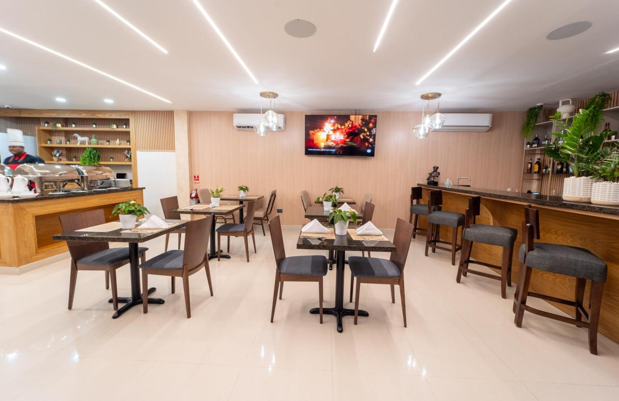 Melina Hotel Salvaleón de Higüey Zewnętrze zdjęcie